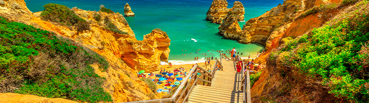 Vacances estiu 2026 amb nens: platja, muntanya i aventura